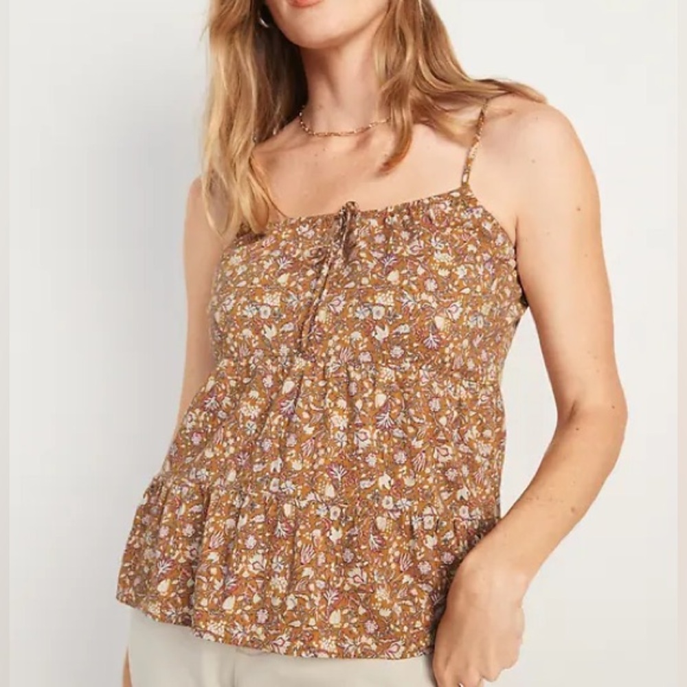 NWT yellow tier tank